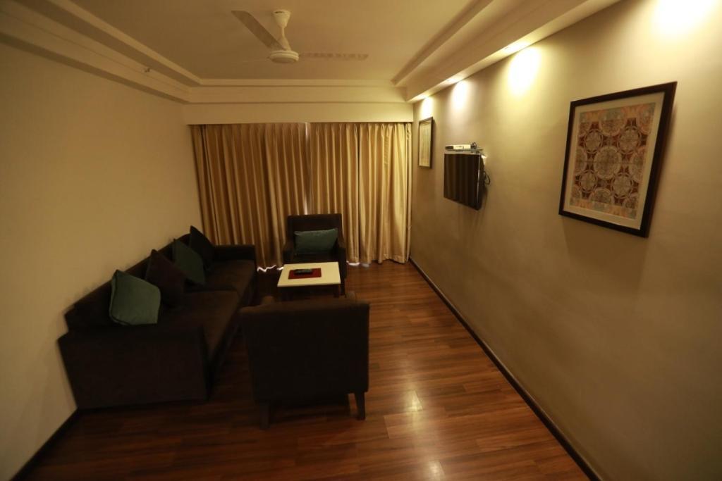 Hotel-S-Park Khammam Екстериор снимка