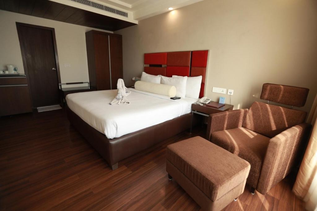 Hotel-S-Park Khammam Екстериор снимка